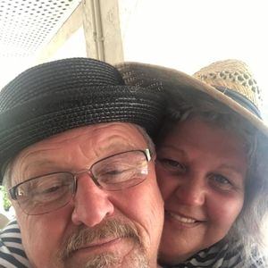 Meet your Posher, Becky